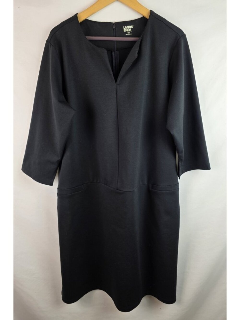 Lands' End Women's Dress Plus Size 18W Black 3/4 Sleeve V-Neck Sheath Dress